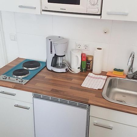 Sobieski Town Apartments Виена Стая снимка