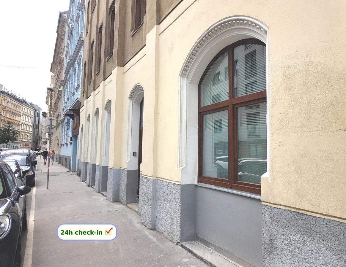 Sobieski Town Apartments Виена Екстериор снимка