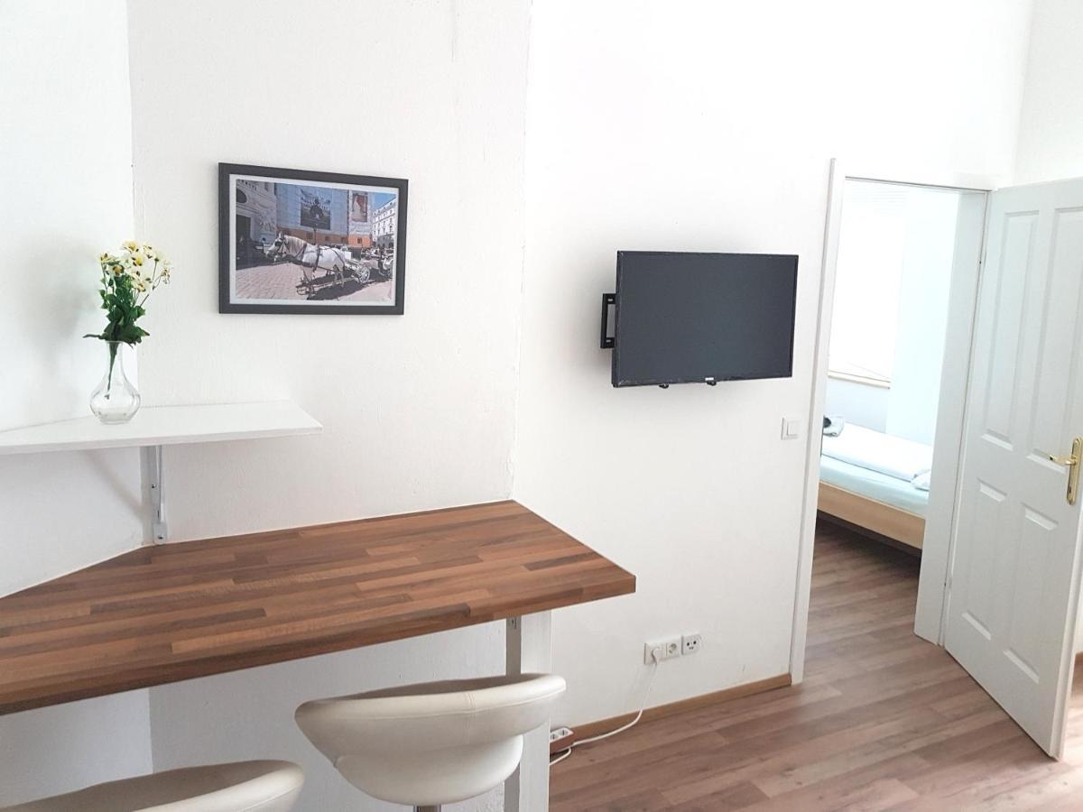 Sobieski Town Apartments Виена Екстериор снимка