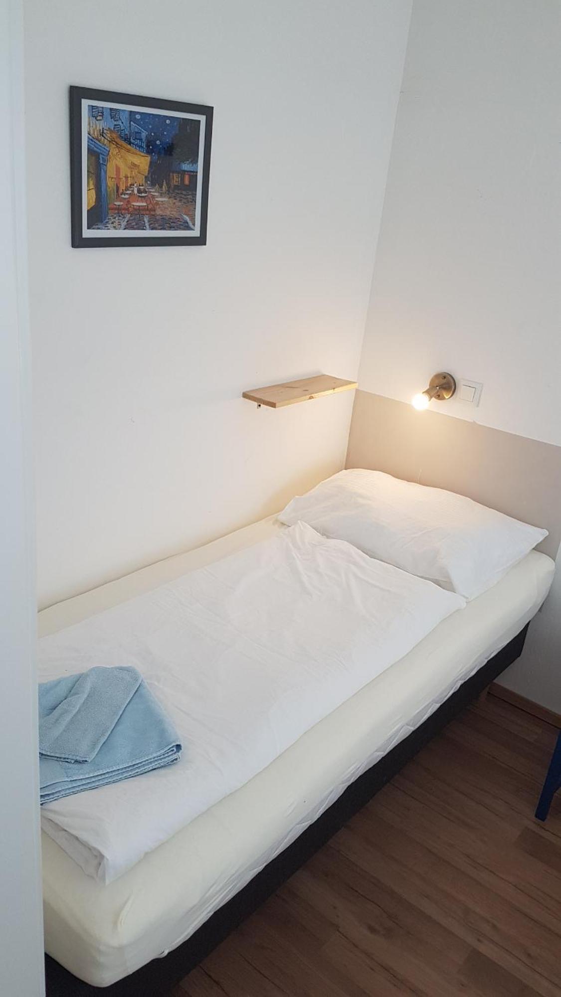 Sobieski Town Apartments Виена Стая снимка