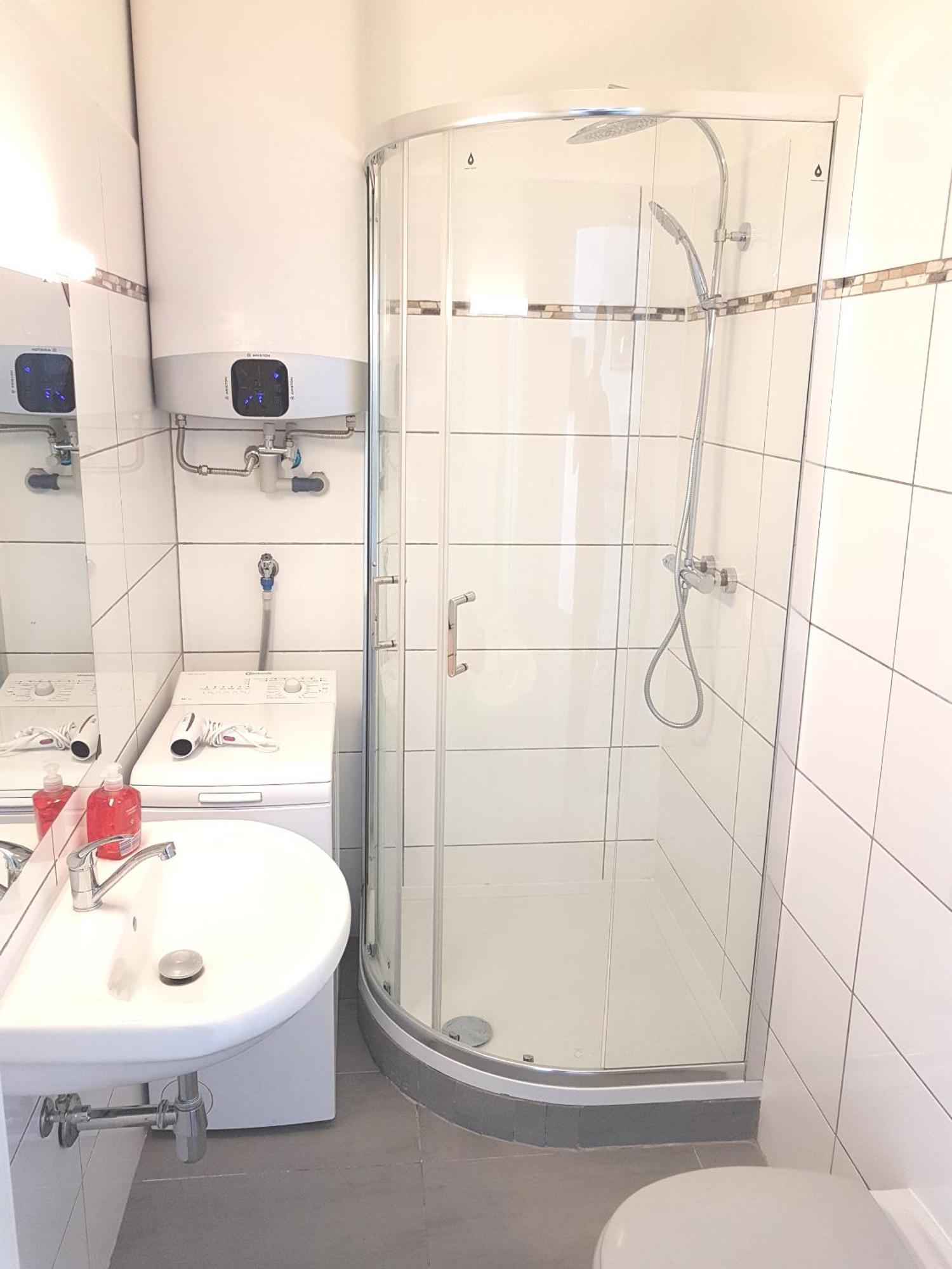 Sobieski Town Apartments Виена Стая снимка